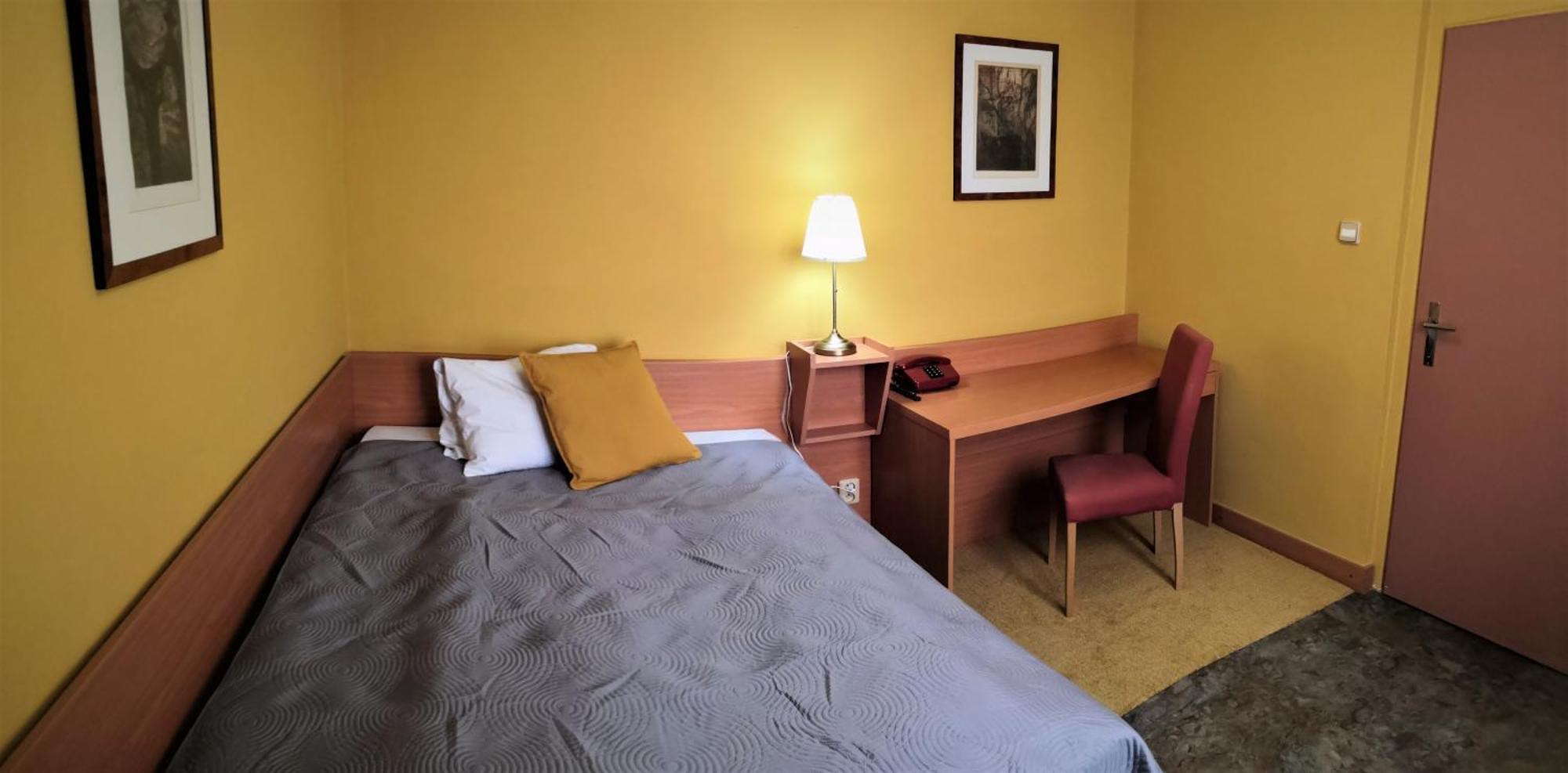 Hotel Benica Бенешов Екстер'єр фото