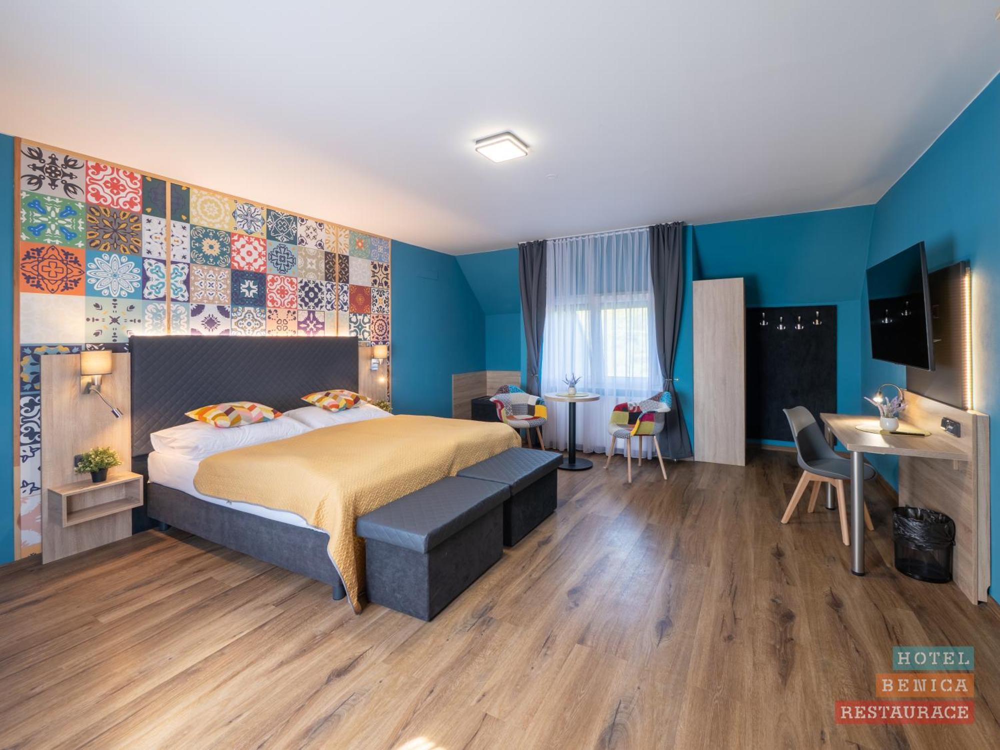 Hotel Benica Бенешов Екстер'єр фото